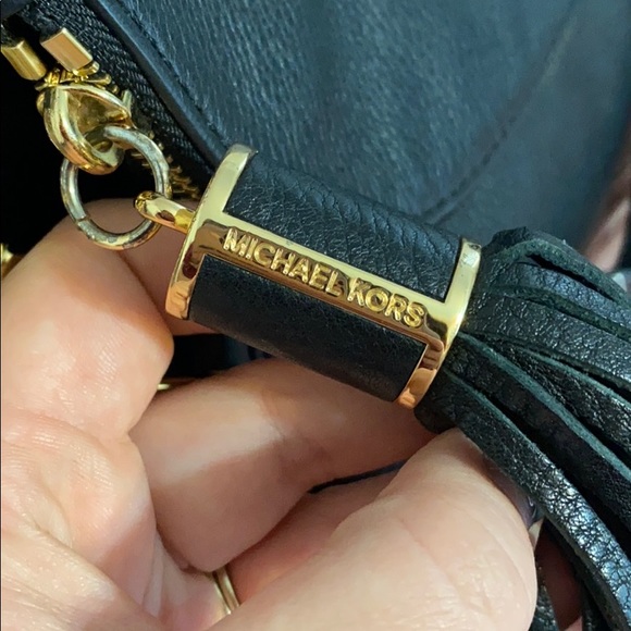 Boho Michael Kors Bag - Picture 4 of 9